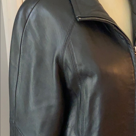 Liz Claiborne leather jacket - Picture 4 of 6